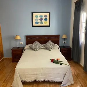  Apartment En La Gomera, Playa De Santiago, Alajero